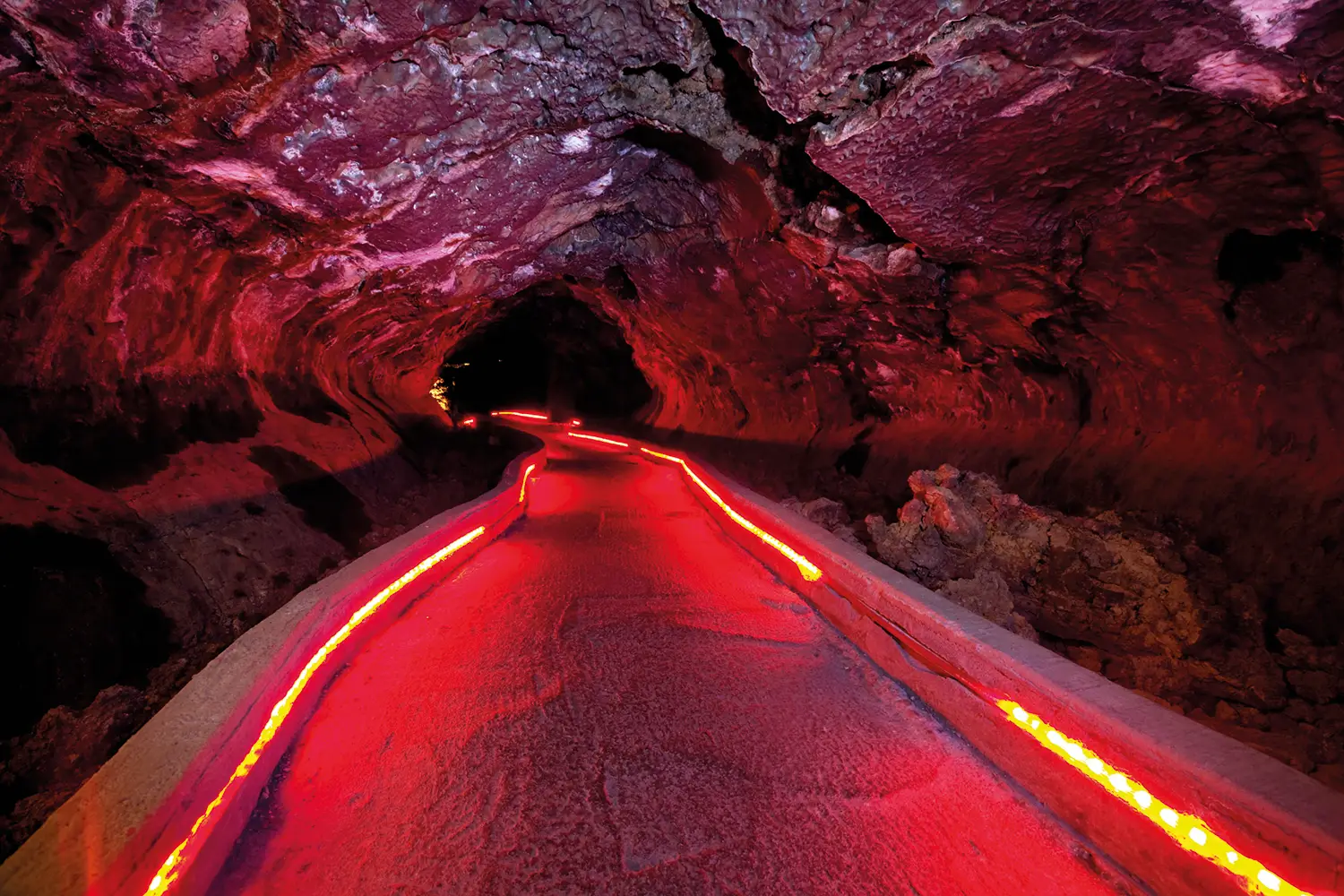 Selling a different side of California to active clients 1 CALIFORNIA CAVE