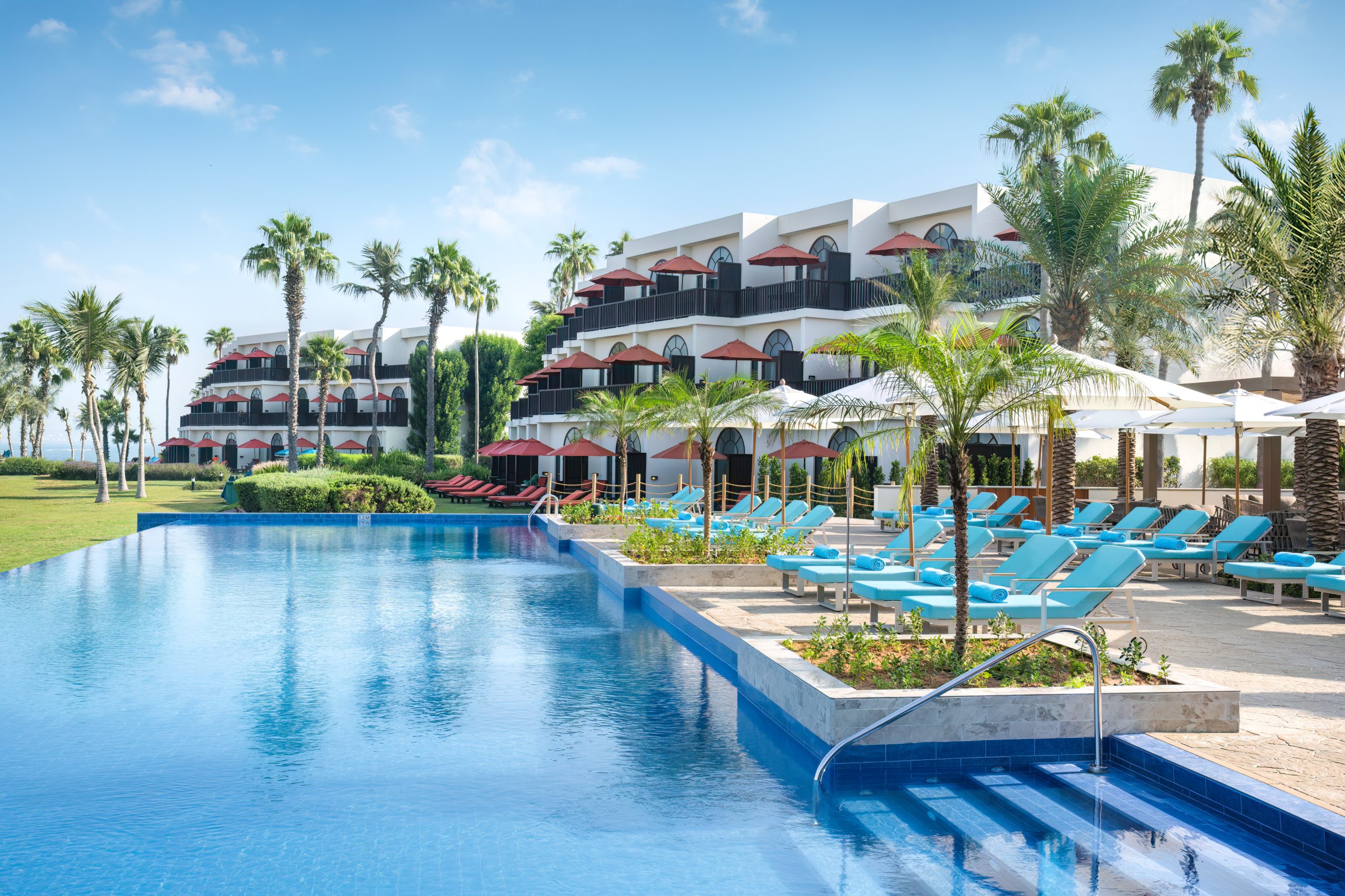 Selling Travel Connect: Showcase Leeds 9 JA Palm Tree Court Villas Tamr Pool scaled