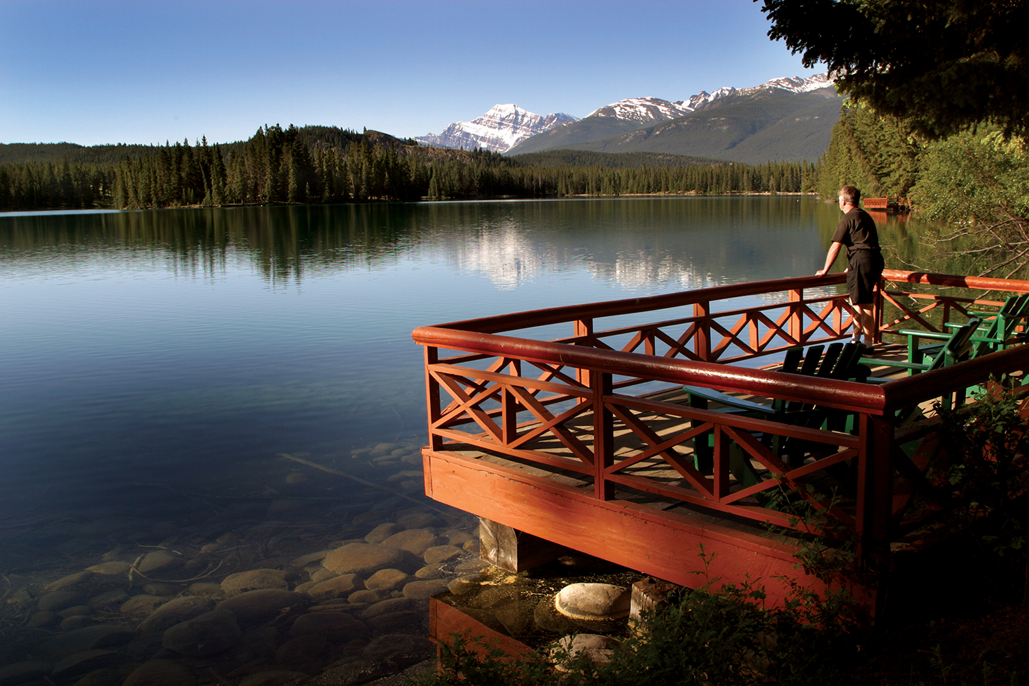 Fairmont Jasper Park Lodge reclaims its premier position 5 FAIRMONT LAKE