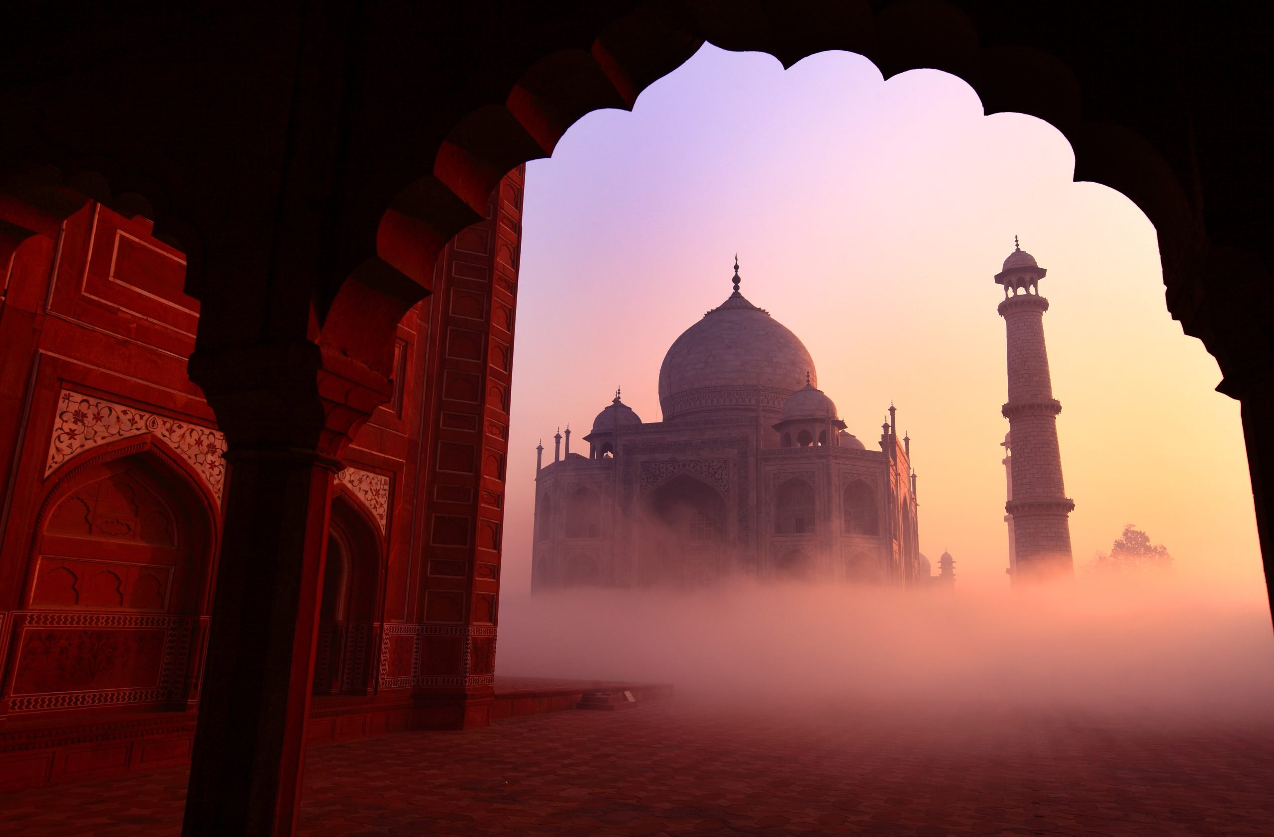 Cosmos Tours offers up to £600 off per couple on 2027 tours 1 LGI 952763206 TajMahal scaled