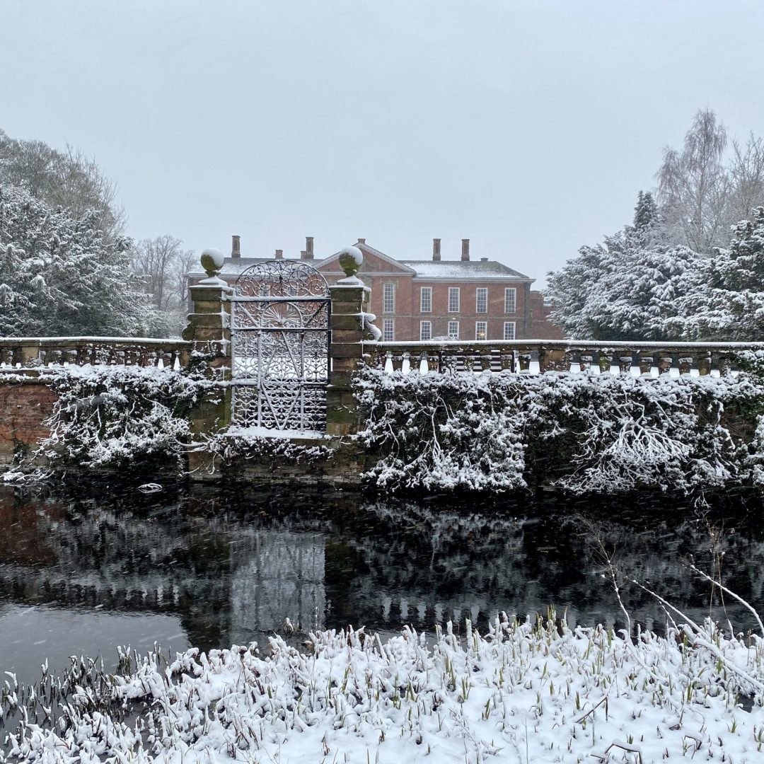 Bosworth Hall in Winter(1)