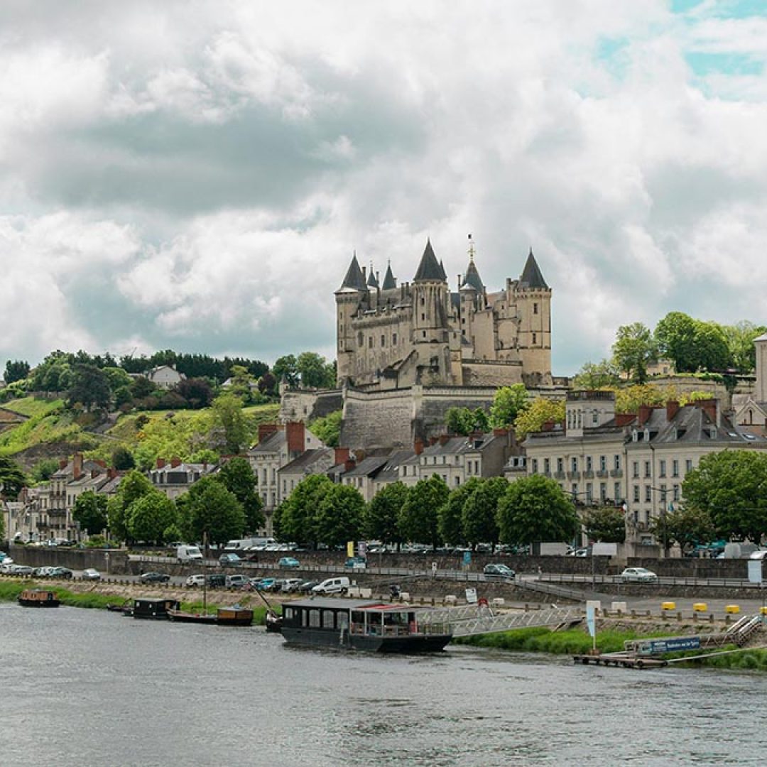 Castles in the Loire Valley can be enjoyed during Involved Holidays tours.