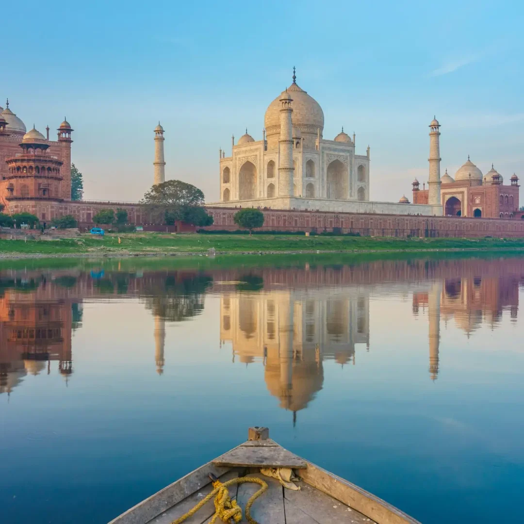 Taj mahal, Agra. Credit: Getty